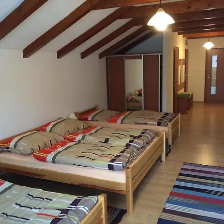 U Emila Casa de hóspedes 3*