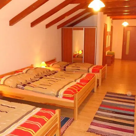 U Emila Casa de hóspedes 3*