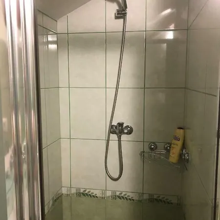 Πανσιόν U Emila